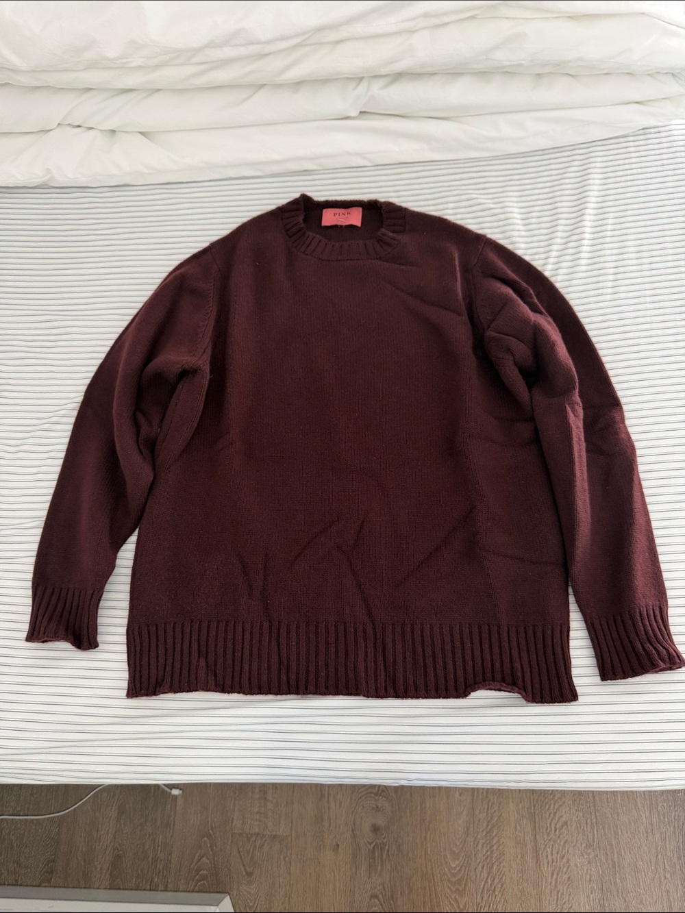 Thomas Pink Men's Crewneck Sweater in Burgundy 100% cashmere